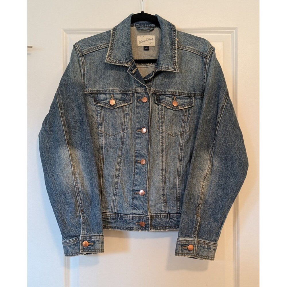 Universal Thread Size Large Button Front Medium Wash Jean Cotton Denim Jacket